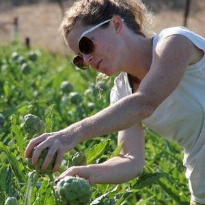 Meet your Posher, Hillary